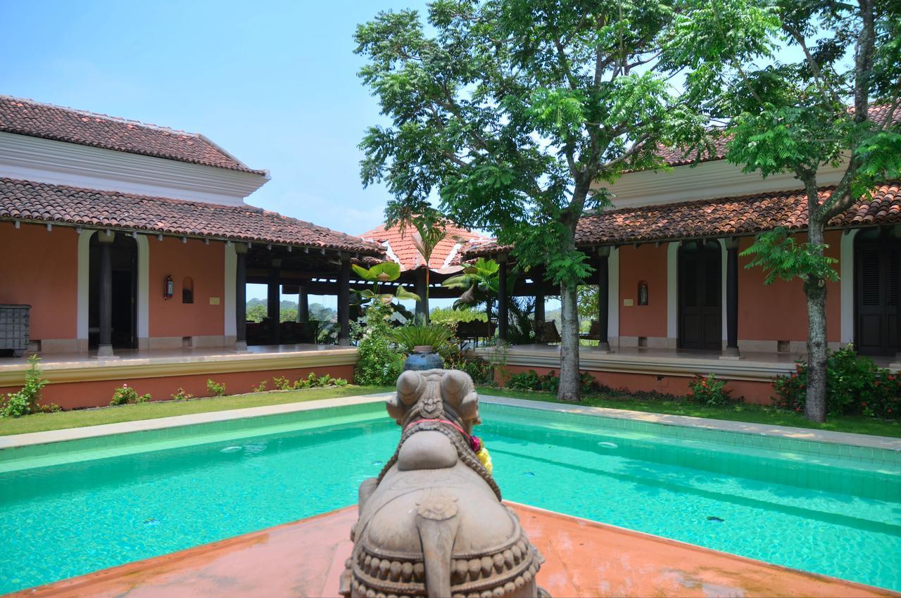 Avanilaya Villa Resort Goa Buitenkant foto